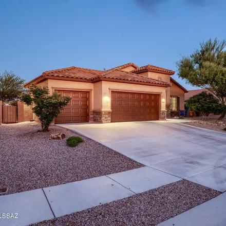 Buy this 3 bed house on 7099 North Circola Place in Pima County, AZ 85741