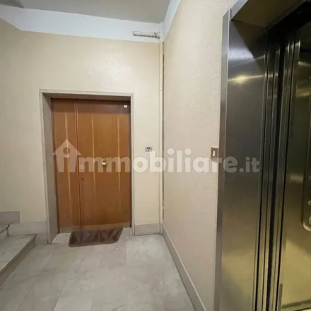 Image 3 - Via della Grada, 40122 Bologna BO, Italy - Apartment for rent