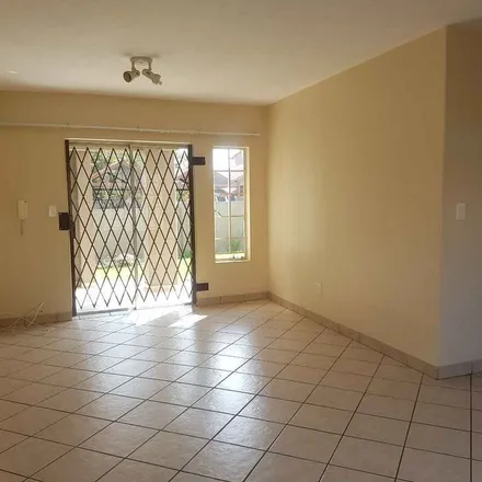 Image 2 - Harry Galaun Road, Vorna Valley, Midrand, 1686, South Africa - Apartment for rent