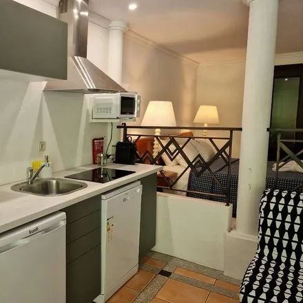 Rent this 1 bed apartment on 4585-253 Distrito de Leiria