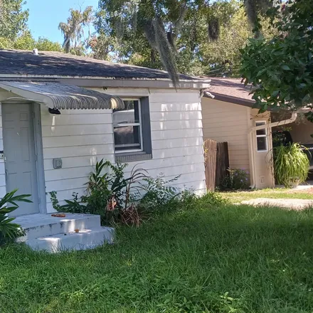 Buy this 2 bed house on 825 Turnbull Street in New Smyrna Beach, FL 32168