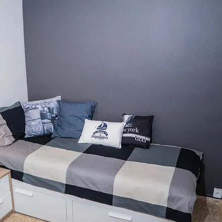 Rent this 1 bed apartment on Carrer d'Aragó in 489, 08013 Barcelona