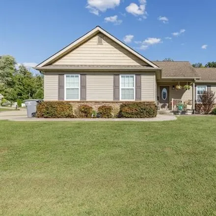 Buy this 4 bed house on 370 Autumn Chase in Farmington, MO 63640