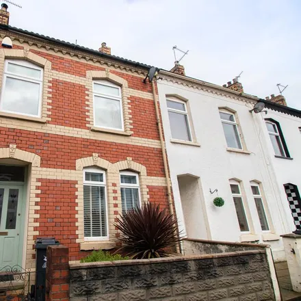 Rent this 3 bed townhouse on Burnaby Street in Cardiff, CF24 2PB