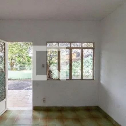 Rent this 1 bed house on Rua Roberto Rocha in Centro, Belford Roxo - RJ