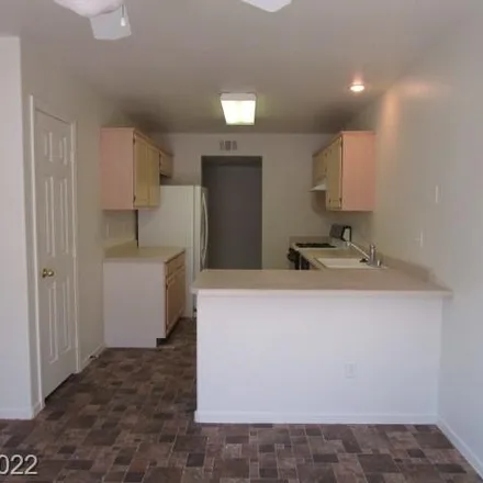 Image 8 - 1604 Box Step Drive, Henderson, NV 89014, USA - Townhouse for rent