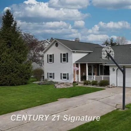 Image 2 - 5526 Cathedral Drive, Saginaw Charter Township, MI 48603, USA - House for sale
