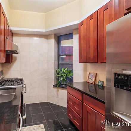 Image 6 - 215 WEST 105TH STREET in New York - Apartment for sale