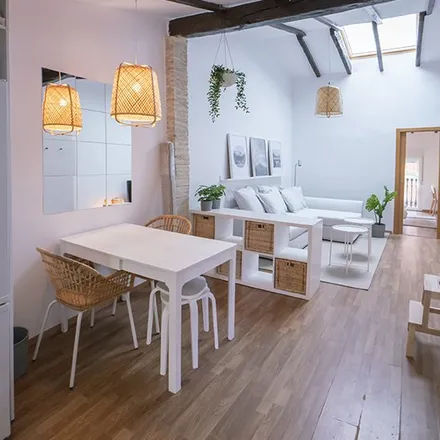 Rent this 1 bed apartment on Carrer del Mediterrani in 30, 46011 Valencia