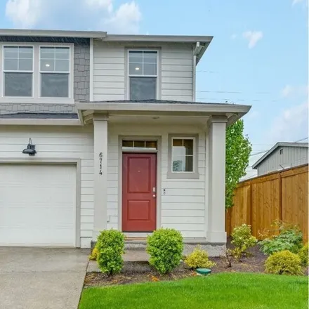 Buy this 3 bed house on 6714 Northeast 138th Place in Vancouver, WA 98682