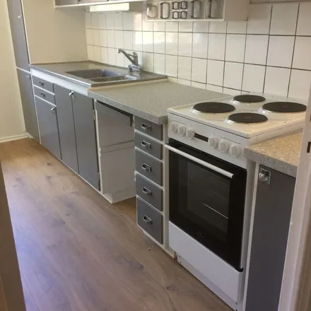 Rent this 5 bed apartment on Älggårdsvägen in 714 32 Ljusnarsbergs kommun, Sweden
