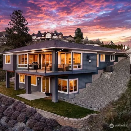 Buy this 3 bed house on Highpoint Place in Lake Chelan Hills, Chelan County