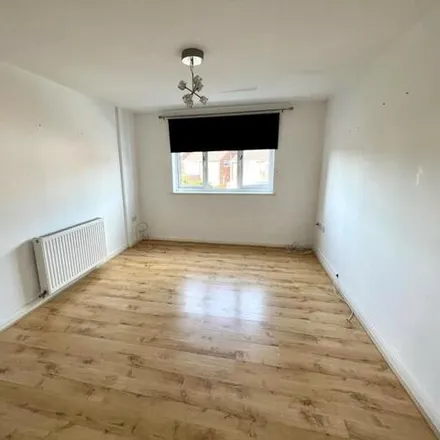 Image 3 - Sowe Waste Post Office, Yewdale Crescent, Coventry, CV2 2GG, United Kingdom - Apartment for rent