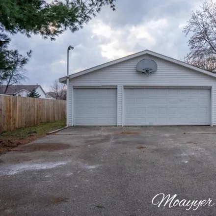 Image 4 - 6483 College Avenue Southeast, Gaines Charter Township, MI 49548, USA - House for sale