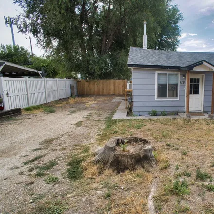 Buy this 2 bed house on 119 Holly Street in Caldwell, ID 83605