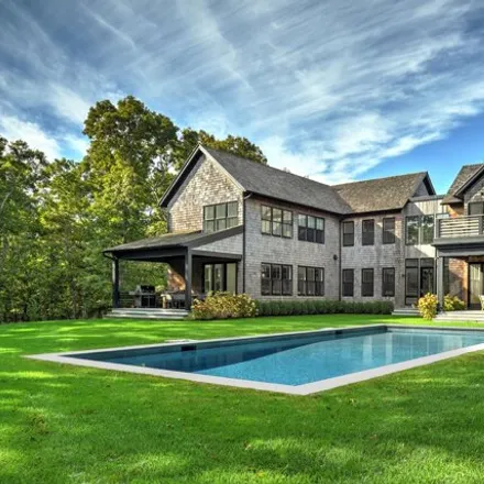 Rent this 5 bed house on 9 Devon Woods Close in Amagansett, Suffolk County