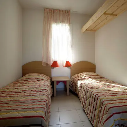 Rent this 2 bed house on Ondres in Avenue de la Plage, 40440 Ondres