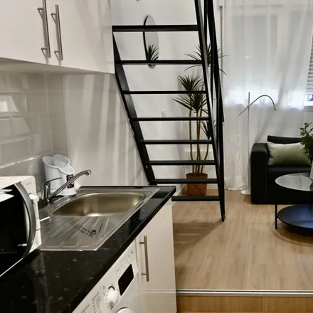 Rent this studio apartment on Parroquia de la Virgen del Coro in Calle Virgen de la Alegría, 12