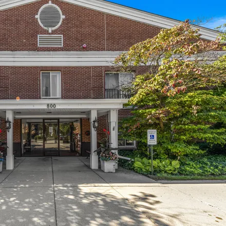 Buy this 1 bed house on Village Green Apartments in 800 Ridge Road, Wilmette