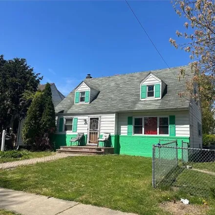 Buy this 5 bed house on 111 Alabama Avenue in Village of Hempstead, NY 11550