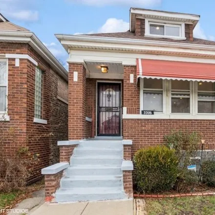 Buy this 4 bed house on 2306 West 71st Street in Chicago, IL 60636