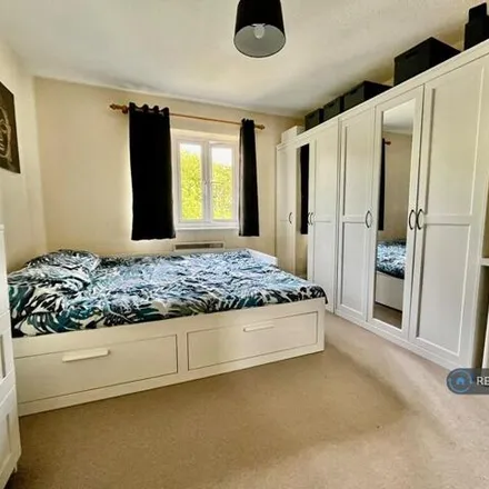 Image 4 - Aspen Close, Bicester, OX26 3XQ, United Kingdom - Townhouse for rent