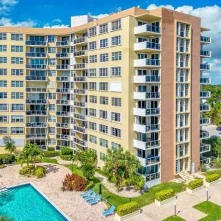 Rent this 1 bed condo on 2772 North Flagler Drive in West Palm Beach, FL 33407