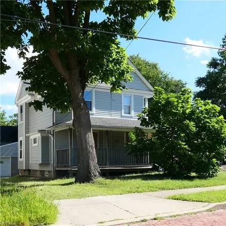 Buy this 4 bed duplex on 39 North Balch Street in Akron, OH 44303