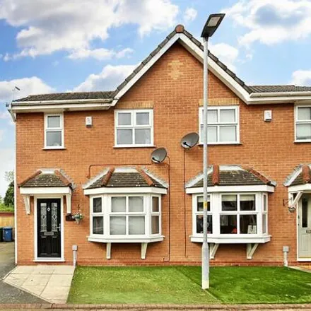 Rent this 3 bed duplex on Lamerton Close in Greystone Heath, Warrington