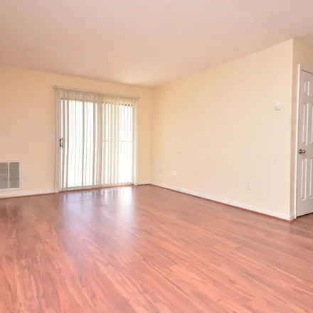 Image 8 - 14923 Rydell Road, Centreville, VA 20121, USA - Apartment for rent