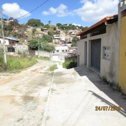 Buy this 2 bed house on Ipiranga in Rua José Maria Alkimim, Ribeirão das Neves - MG