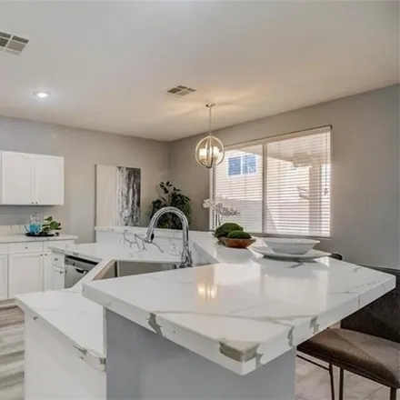 Image 1 - 6824 Scarlet Flax Street, Spring Valley, NV 89148, USA - House for sale