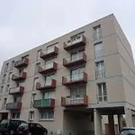 Image 2 - 21 Rue de Lattre de Tassigny, 71400 Autun, France - Apartment for rent