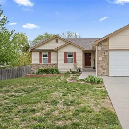 Image 1 - 619 Tallgrass Drive, Junction City, KS 66441, USA - House for sale