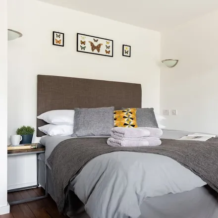 Rent this studio apartment on London in SW1V 2LD, United Kingdom