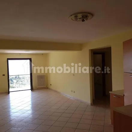 Image 3 - Le due citta, Via Tito Pellicciotti, 67100 L'Aquila AQ, Italy - Apartment for rent