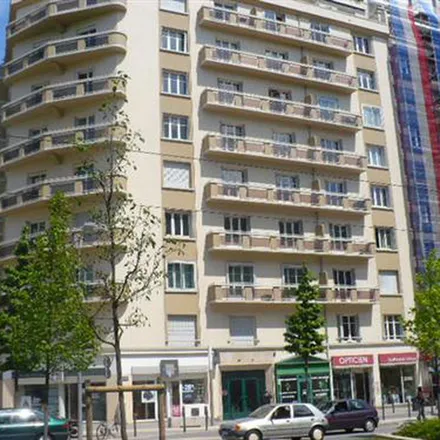 Image 2 - 42 Boulevard Maréchal Foch, 38000 Grenoble, France - Apartment for rent