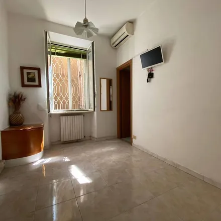 Image 9 - Via Montebello 48, 00185 Rome RM, Italy - Apartment for rent