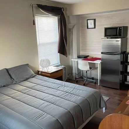 Rent this 1 bed apartment on Indianapolis