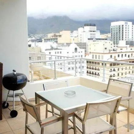 Rent this 3 bed apartment on Provincial Building in Keerom Street, Cape Town Ward 115
