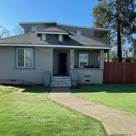 Buy this 6 bed house on 367 3rd Street in Roseville, CA 95678