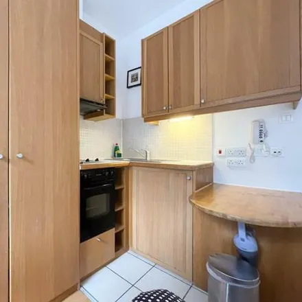 Image 2 - 204 Starcross Street, London, NW1 2HR, United Kingdom - House for rent