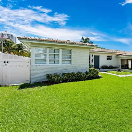 Image 9 - 220 Codrington Drive, Lauderdale-by-the-Sea, Broward County, FL 33308, USA - House for sale