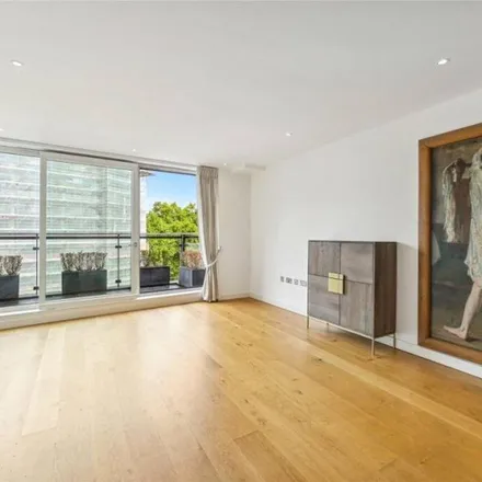 Rent this 3 bed apartment on Hepworth Court in 30 Gatliff Road, London