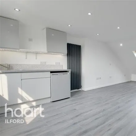 Rent this studio apartment on Stainforth Road in Seven Kings, London