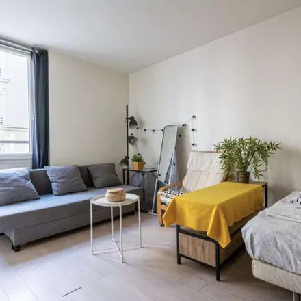 Image 4 - 86 Rue du Faubourg du Temple, 75011 Paris, France - Apartment for rent
