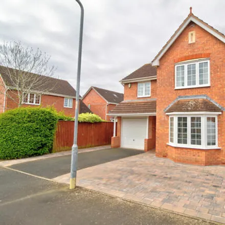 Buy this 3 bed house on Britannia Gardens in Stourport-on-Severn, DY13 9NZ
