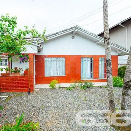 Buy this 22 bed house on Rua Pastor Hans Müller 145 in Glória, Joinville - SC