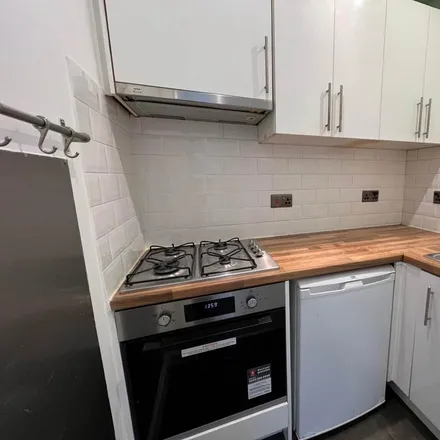 Image 2 - 41 Watson Crescent, City of Edinburgh, EH11 1BT, United Kingdom - Apartment for rent