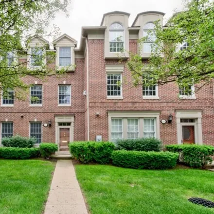 Rent this 2 bed condo on 821 North Sherman Drive in Royal Oak, MI 48067